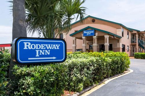 . Rodeway Inn - Galveston