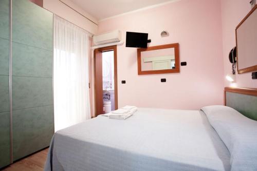 Hotel Vallechiara – Cesenatico, IN