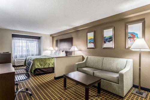 Quality Inn & Suites El Paso I-10