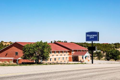 Rodeway Inn & Suites Monticello