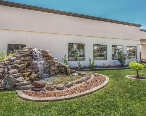 外部景觀, 聖喬治北伊克諾拉奇酒店-近先鋒公園 (Econo Lodge St George North - Near Pioneer Park) in 聖喬治市中心