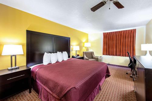 Rodeway Inn & Suites Monticello - image 4