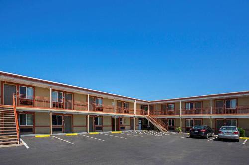 Econo Lodge Hurricane - Zion National Park Area