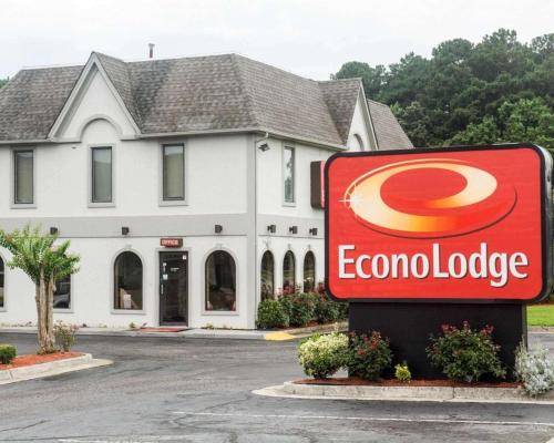 Econo Lodge Chesapeake Route 13 and I-464 in Chesapeake, USA