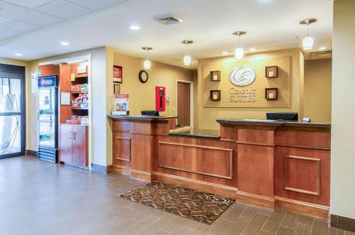 Comfort Suites Wytheville - image 7