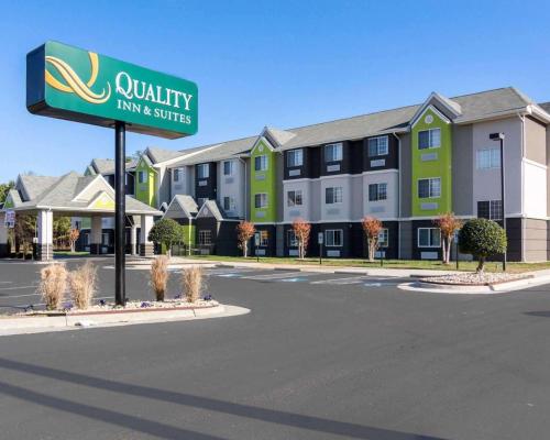 Quality Inn & Suites Ashland near Kings Dominion