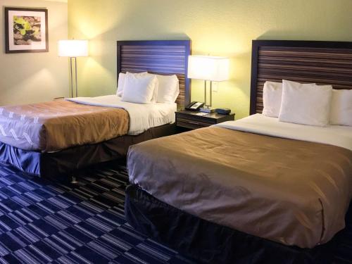 Quality Inn North - image 6
