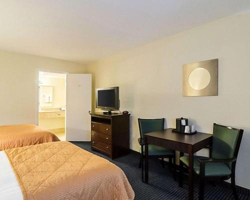 Rodeway Inn & Suites Williamsburg Central