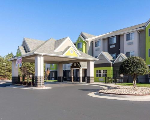 Quality Inn and Suites Ashland near Kings Dominion