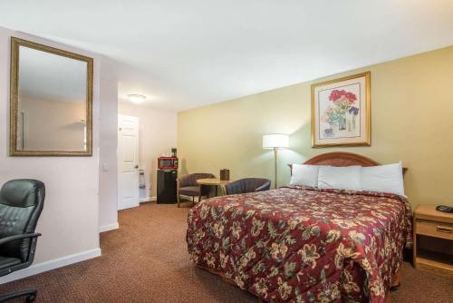 Rodeway Inn - Bellows Falls