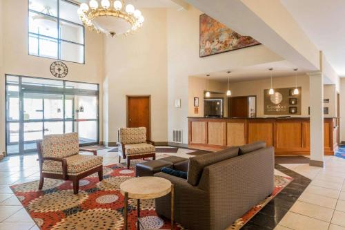 Photo - Comfort Inn & Suites South Burlington