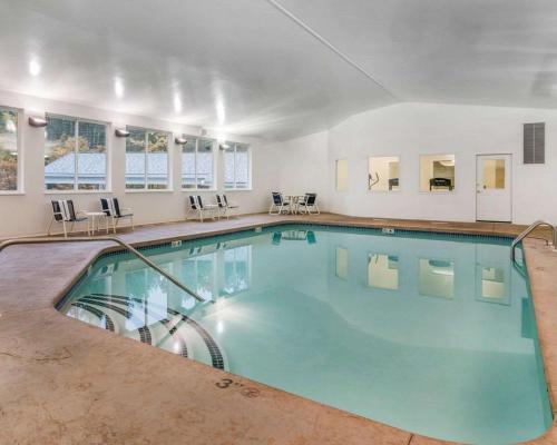 บริการและสิ่งอำนวยความสะดวก, Align Inn Vermont in คิวชี (เวอร์มอนต์)