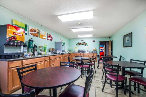 Fairbridge Inn Sunnyside - 레스토랑