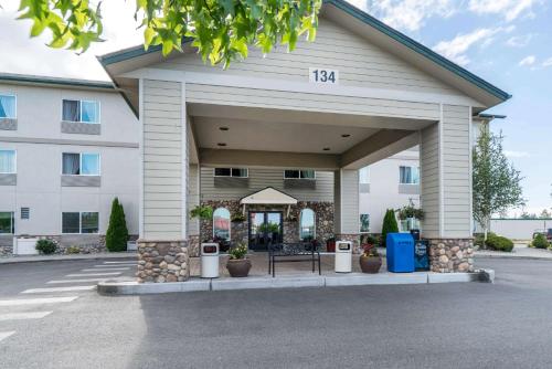 Quality Inn & Suites Sequim at Olympic National Park