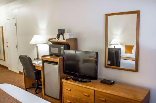 Quality Inn & Suites Longview Kelso