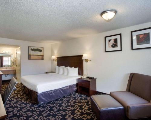 MorningGlory Inn & Suites - image 8