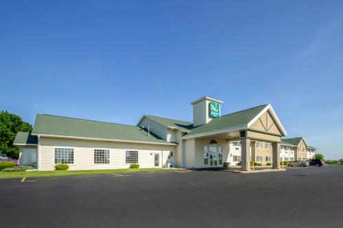 . Quality Inn Mineral Point