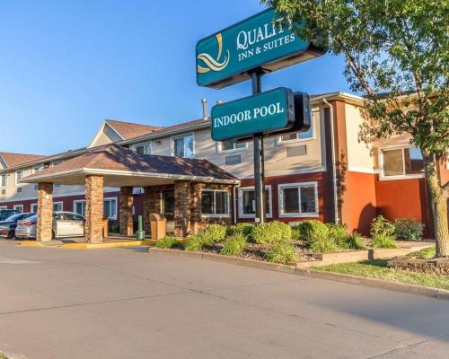 Quality Inn & Suites Quality Inn & Suites