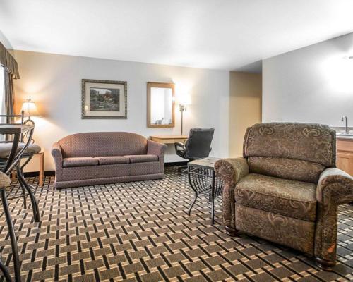 Quality Inn Mauston - main image