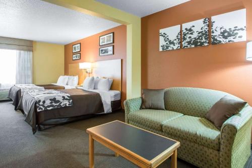 Sleep Inn & Suites Sheboygan I-43