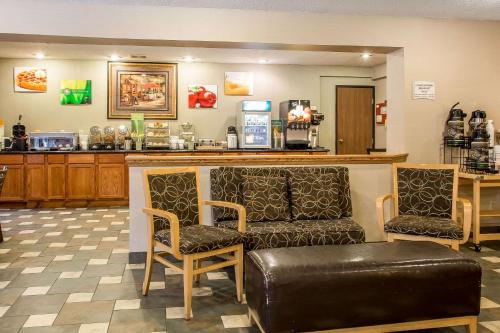 Quality Inn & Suites Marinette