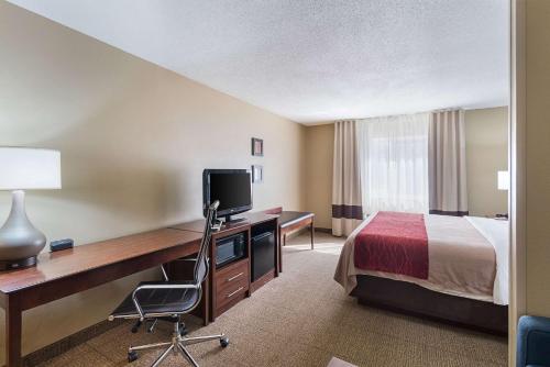 Comfort Inn Barboursville near Huntington Mall area - image 9