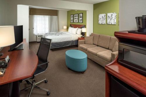 Sleep Inn & Suites Cross Lanes - South Charleston - image 5