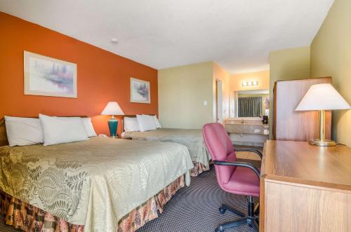 Double Room with Two Double Beds - Non-Smoking