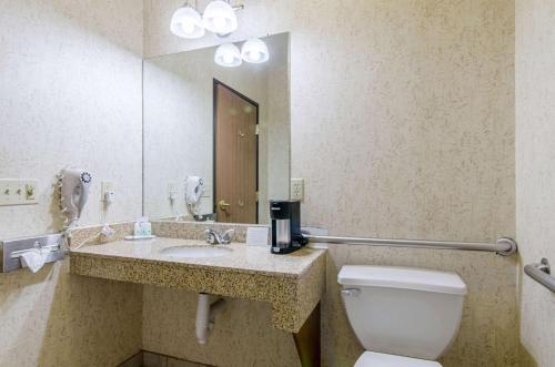 Quality Inn Junction City near Fort Riley