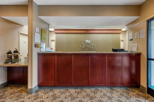 Quality Inn & Suites Benton - Draffenville