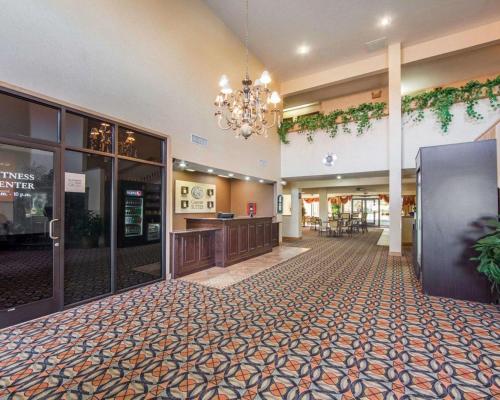 Lobby, Comfort Suites London South in London (KY)