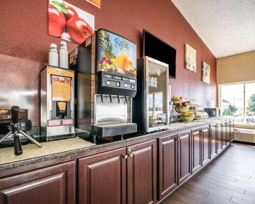 Quality Inn & Suites Elizabethtown