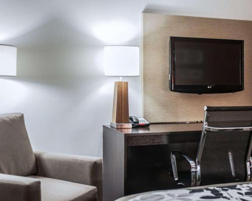 Sleep Inn & Suites Fort Campbell in Oak Grove, USA