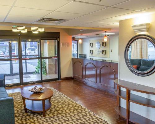avla, Comfort Inn Hammond in Westin Oaks