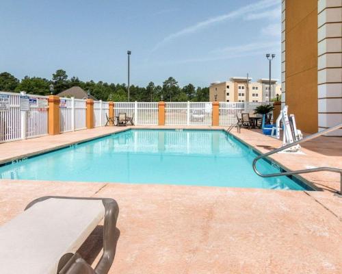 Quality Inn & Suites West Monroe