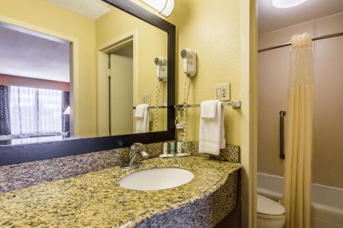 Quality Inn & Suites Baton Rouge West - Port Allen