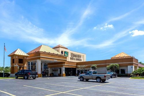 . Quality Inn & Suites Baton Rouge West - Port Allen