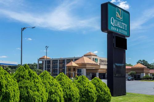 Quality Inn & Suites Baton Rouge West - Port Allen