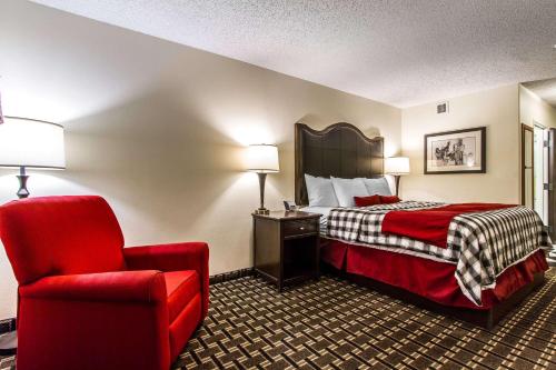 Evangeline Downs Hotel, Ascend Hotel Collection