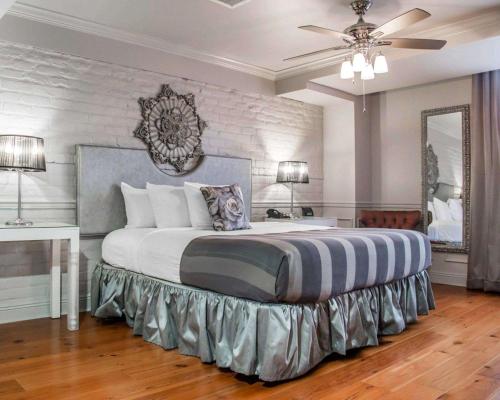 One-Bedroom Suite - Disability Access room in Bluegreen Vacations Club La Pension an Ascend Collection Resort