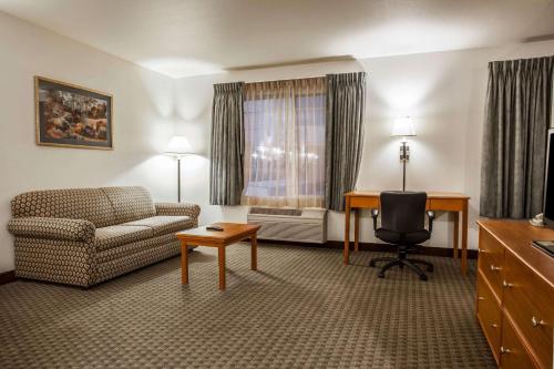 Quality Inn & Suites Federal Way