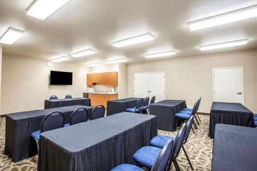 Quality Inn & Suites Federal Way