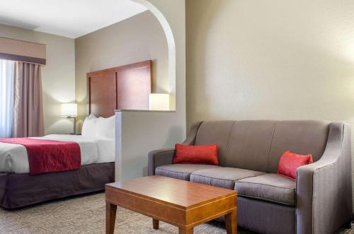 Comfort Inn & Suites Covington - Mandeville