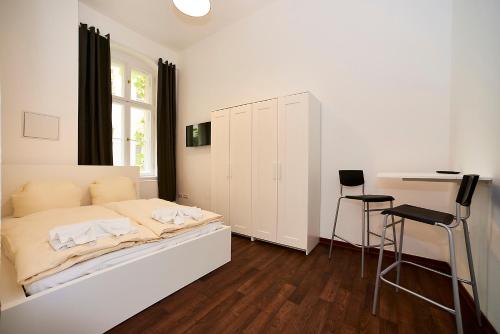 Bearlin City Apartments - City Center East - image 6