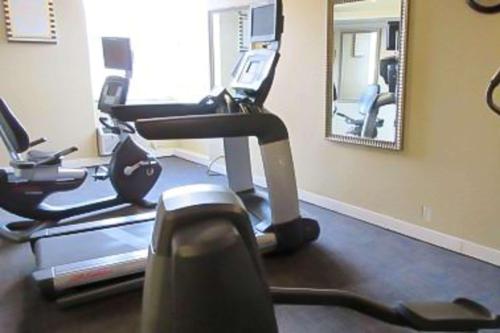 Quality Inn Suites Airport In Spokane 300 Reviews Price From