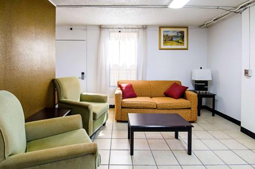 Travel Inn Bristol near State Street in Bristol, USA