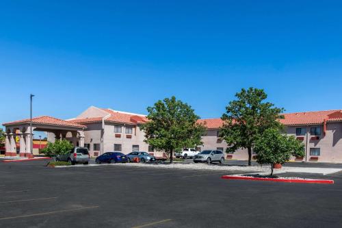 Quality Inn & Suites Albuquerque North near Balloon Fiesta Park