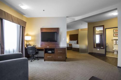 Comfort Suites Saskatoon