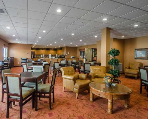 Quality Inn & Suites Grand Prairie