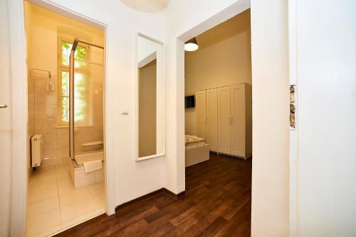Bearlin City Apartments - City Center East 5